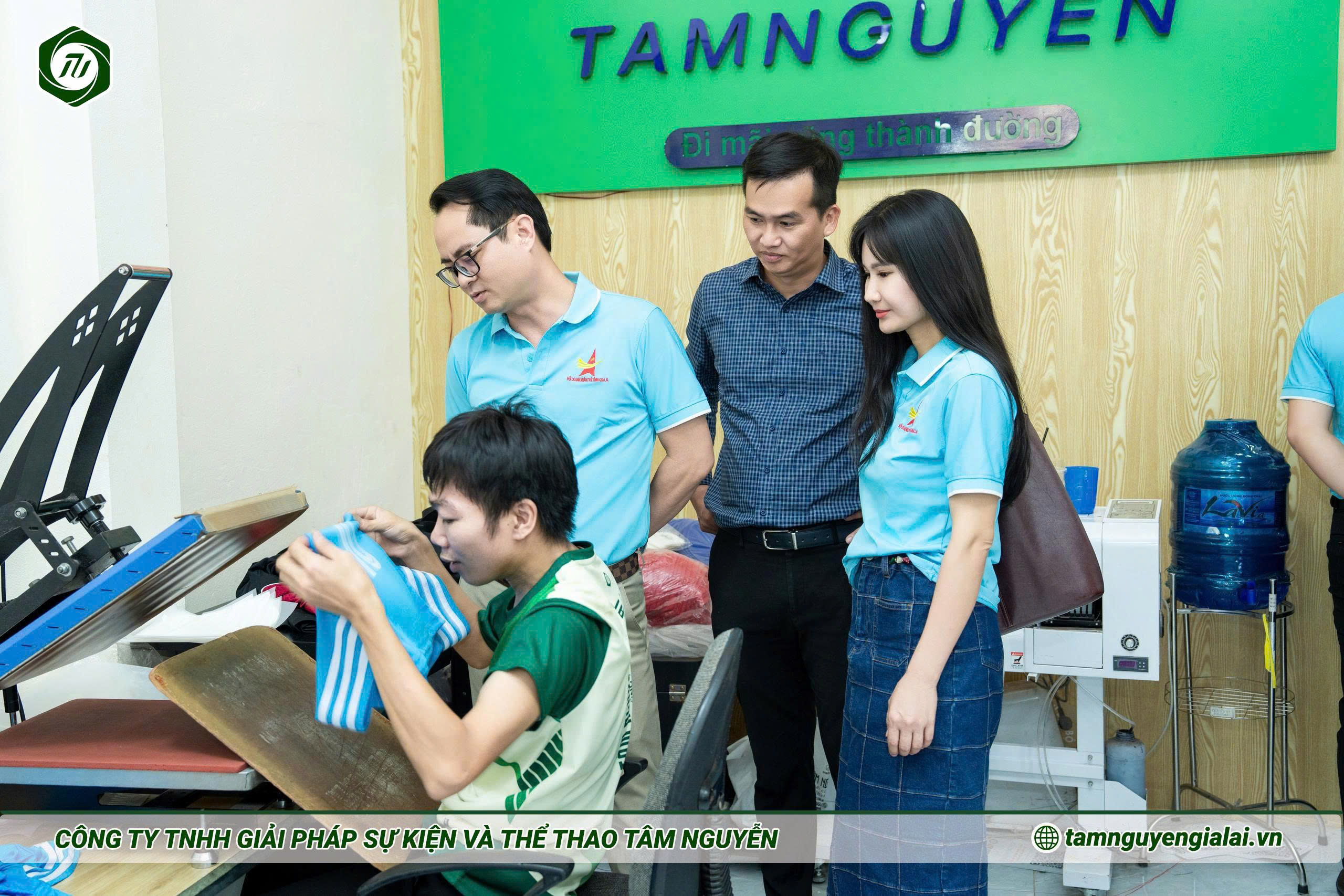 Hội Doanh nhân trẻ Gia Lai tham quan xưởng Tâm Nguyễn Gia Lai