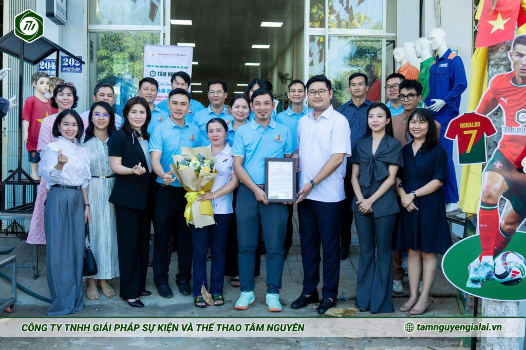 Đoàn Hội Doanh nhân trẻ Gia Lai ghé thăm Tâm Nguyễn Gia Lai