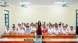 dong-phuc-hop-lop